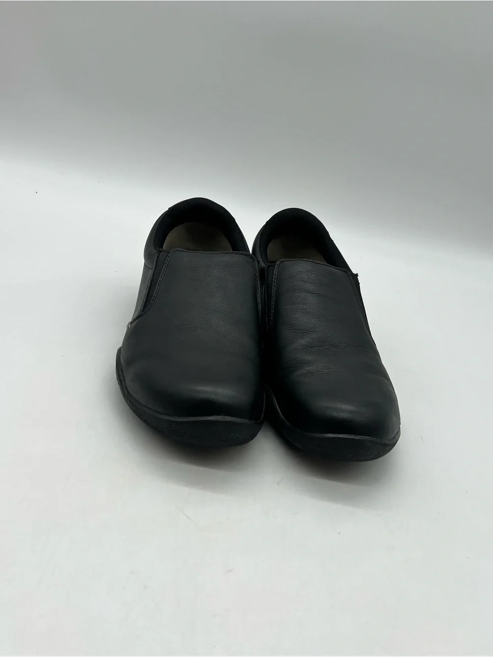Kuru Kivi II Mens 10.5 Black Leather Slip On Loafers Wide Comfort Walking Shoes